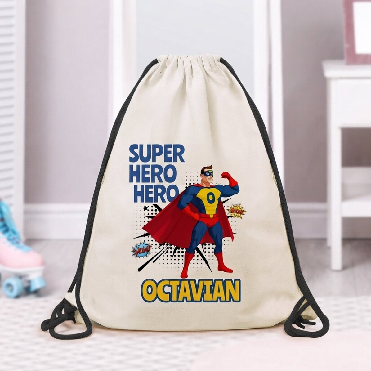 Mochila personalizada con texto: «Superhéroe»