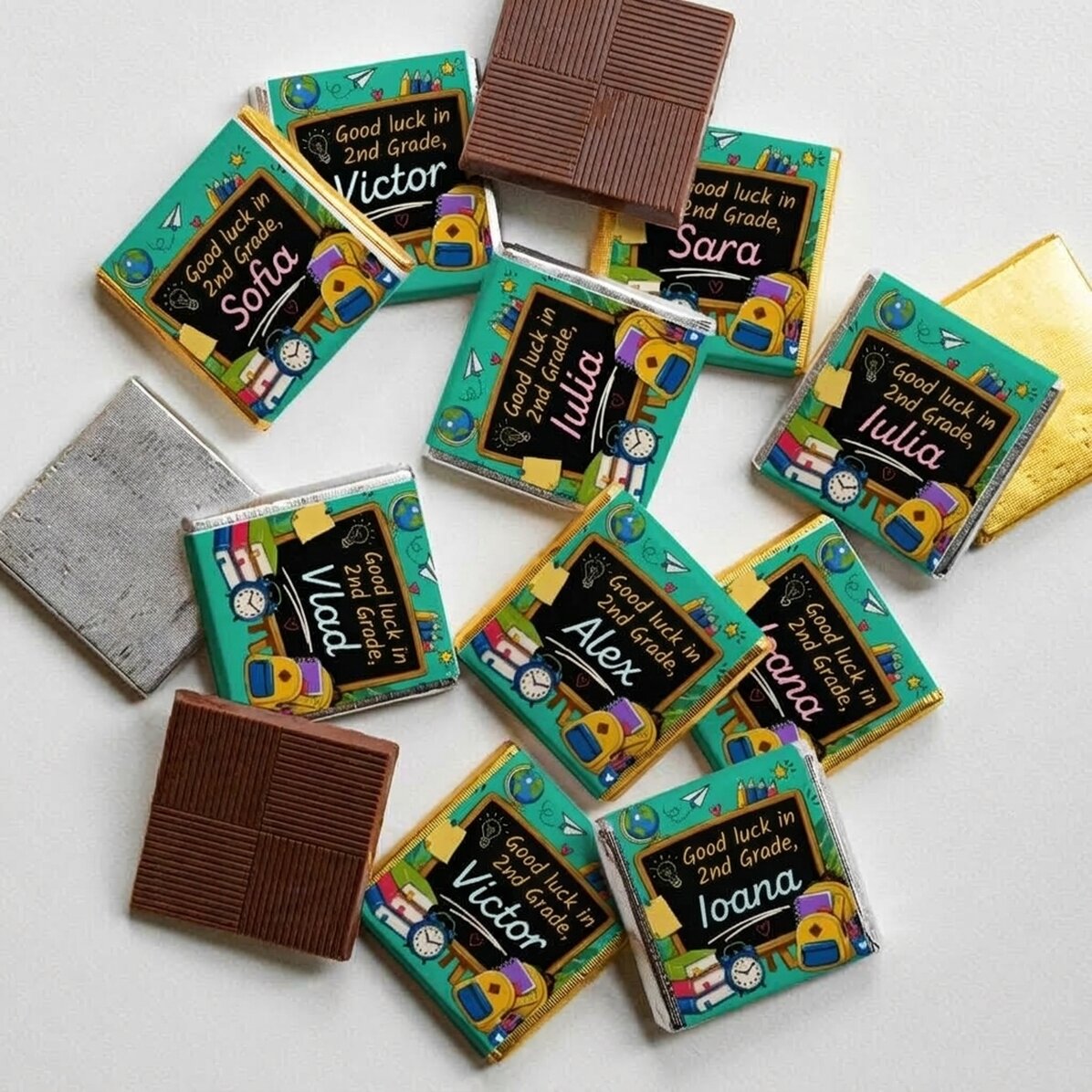 Lote de 10 minichocolates personalizados con un mensaje para el inicio del curso escolar