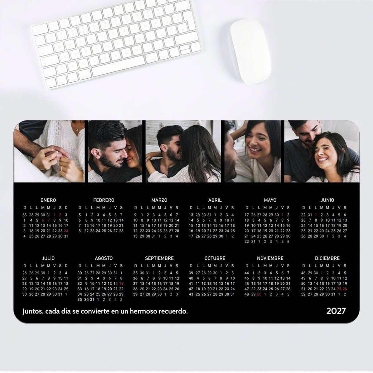 Alfombrilla de ratón XXL personalizada con calendario, 5 fotos y un mensaje