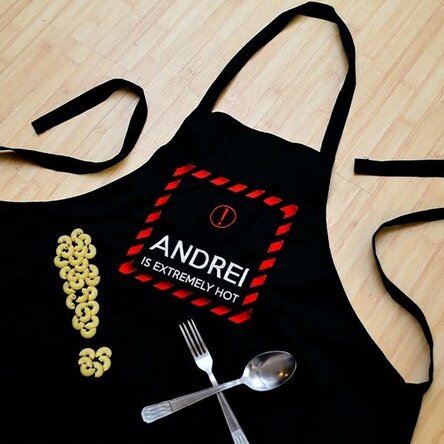 Customised apron - is extremely HOT