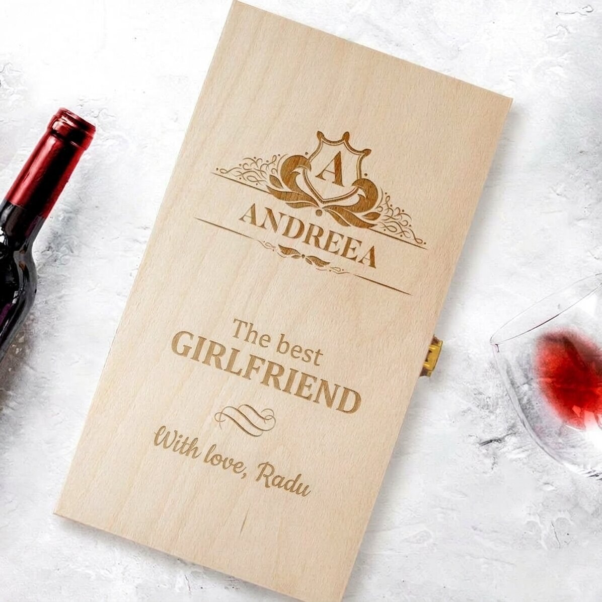 Caja de vino personalizada para dos botellas - modelo «nombre vintage»