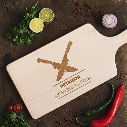 Customised chopping board - Licensed to cook