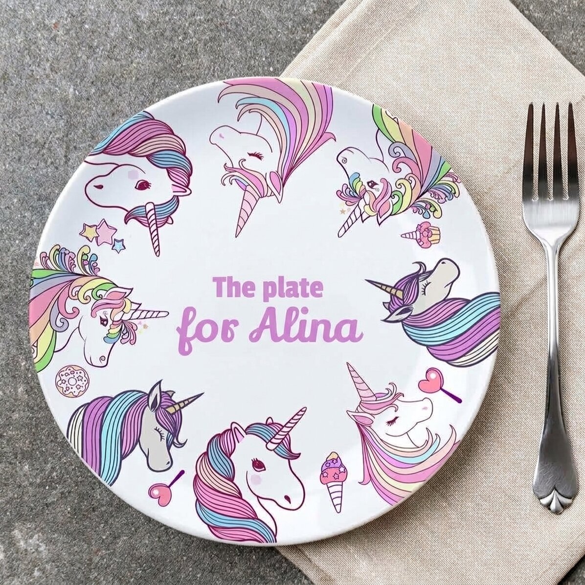 Plato personalizado con texto - Unicornios