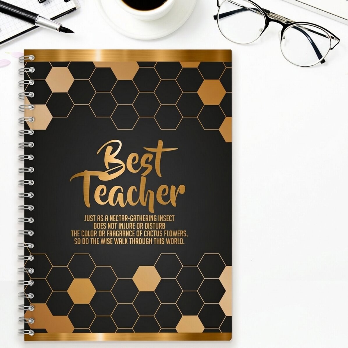 Cuaderno personalizado con texto: «El mejor profesor»