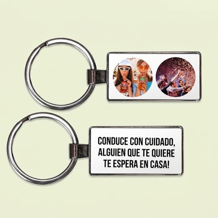 Llavero personalizado con dos fotos y un texto