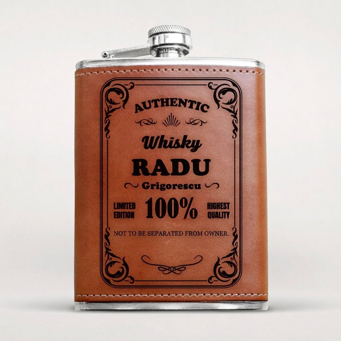 Botella de bolsillo personalizada forrada en piel - Authentic Drink