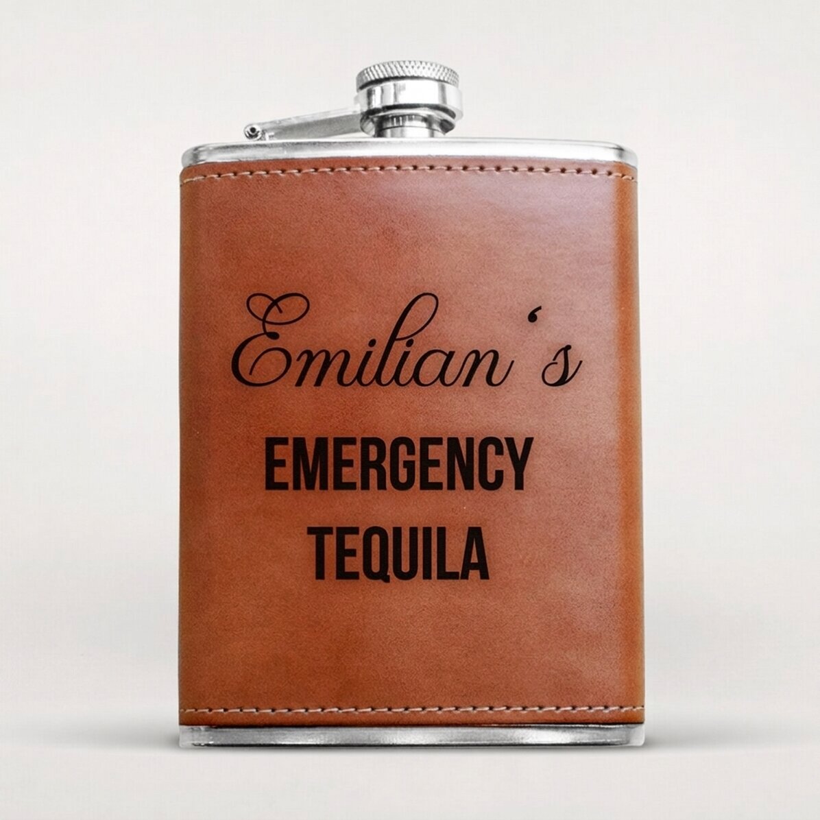 Botella de bolsillo personalizada forrada en piel - Emergency Tequila