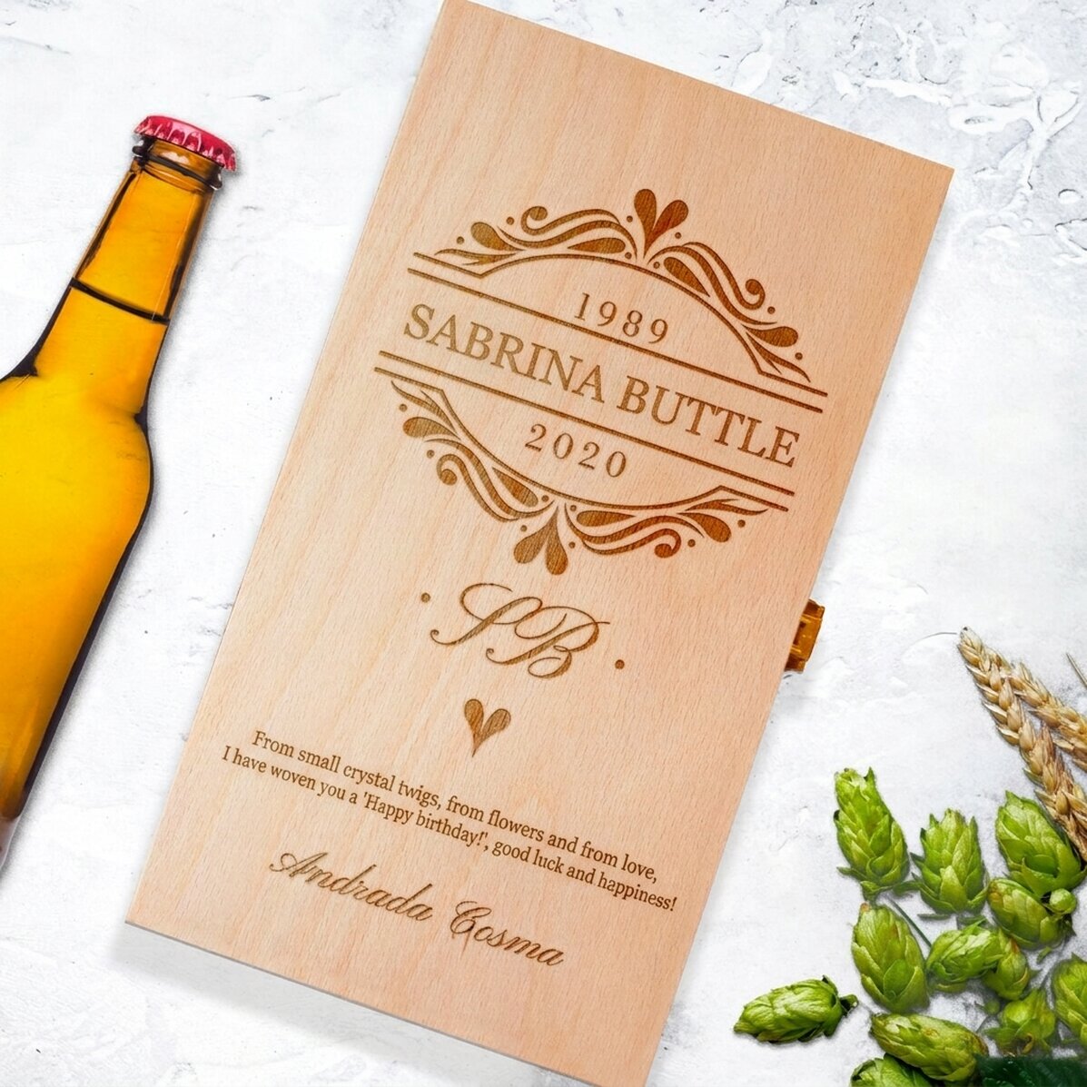 Caja de cerveza personalizada para tres botellas - Iniciales elegantes