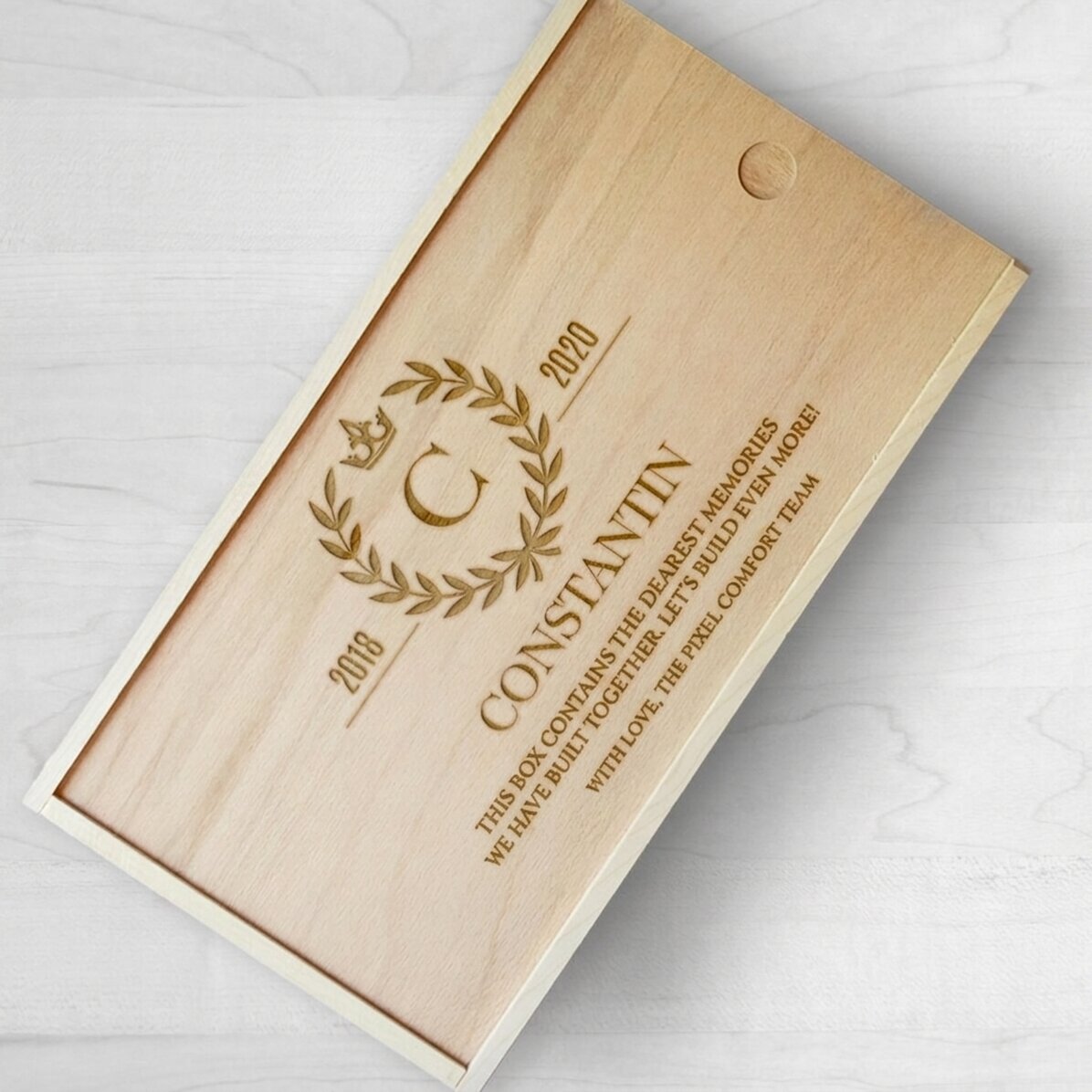 Caja de regalo personalizada de madera - Lauri
