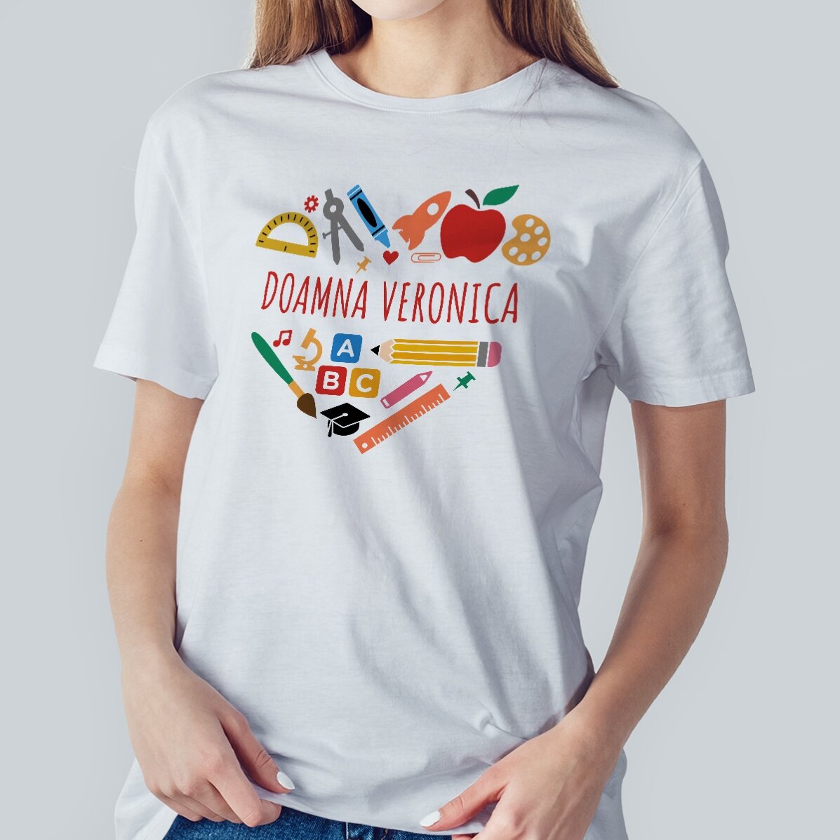 Personalised cotton T-shirt with name for teachers - Heart
