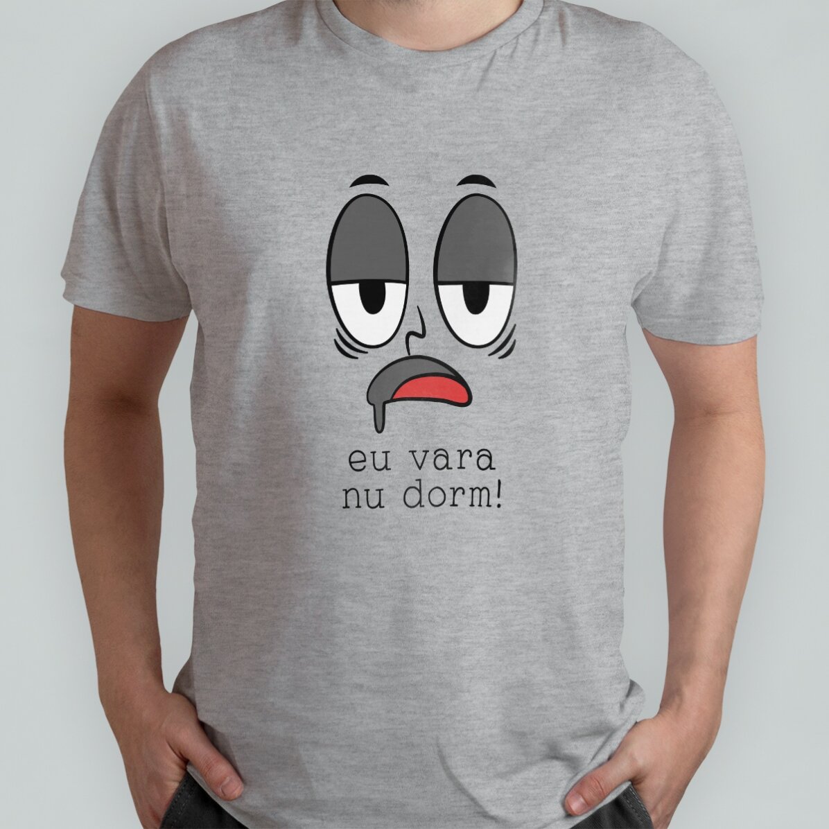 Camiseta de algodón personalizada con el texto: «¡En verano no duermo!».