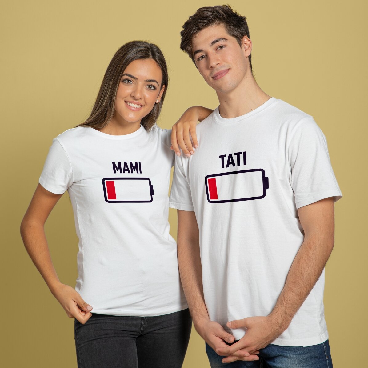 Camiseta personalizada con texto: «Low battery»