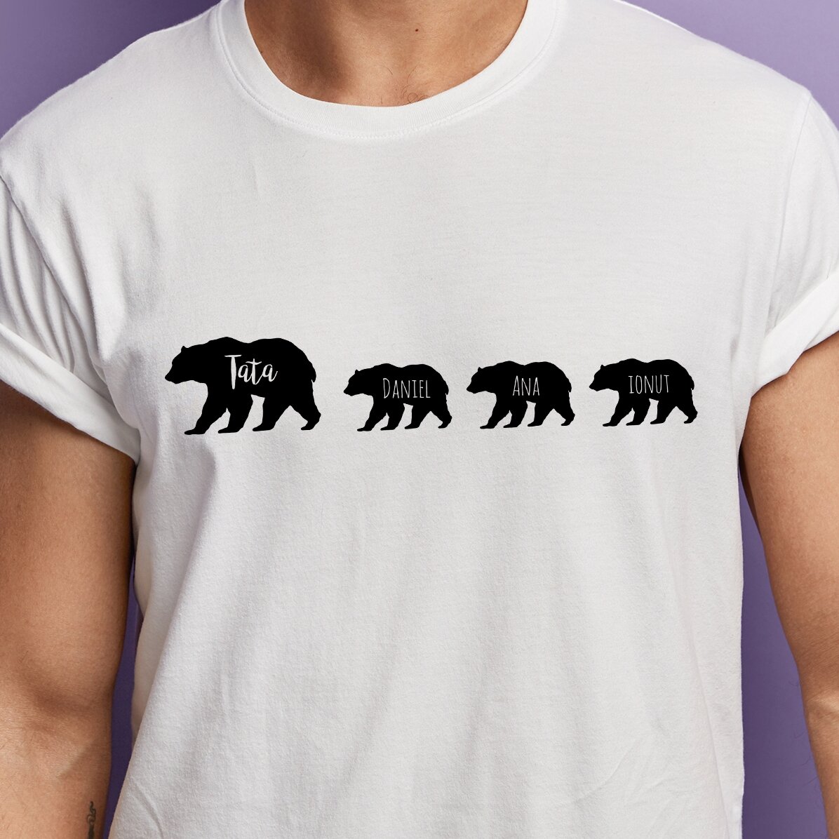 Camiseta personalizada con texto: «Un oso y tres oseznos»