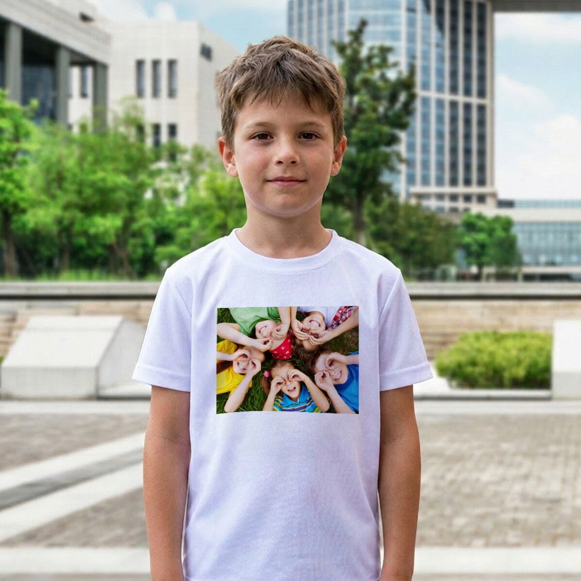 Camiseta deportiva para niños personalizada con una foto en formato horizontal