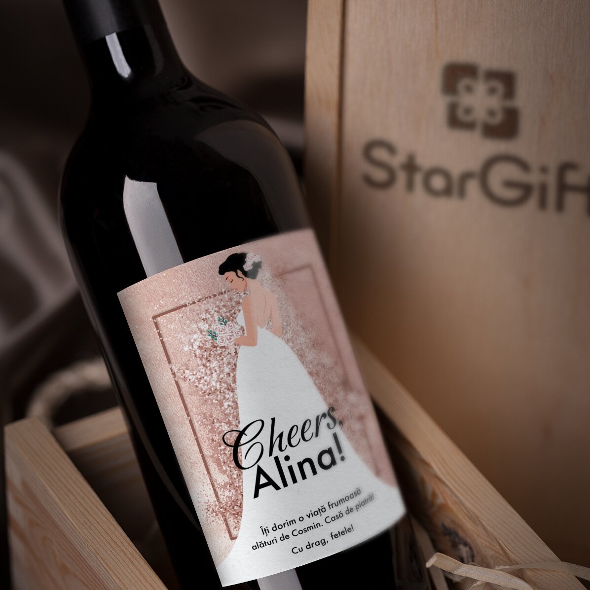 Vino personalizado con un mensaje para la futura novia