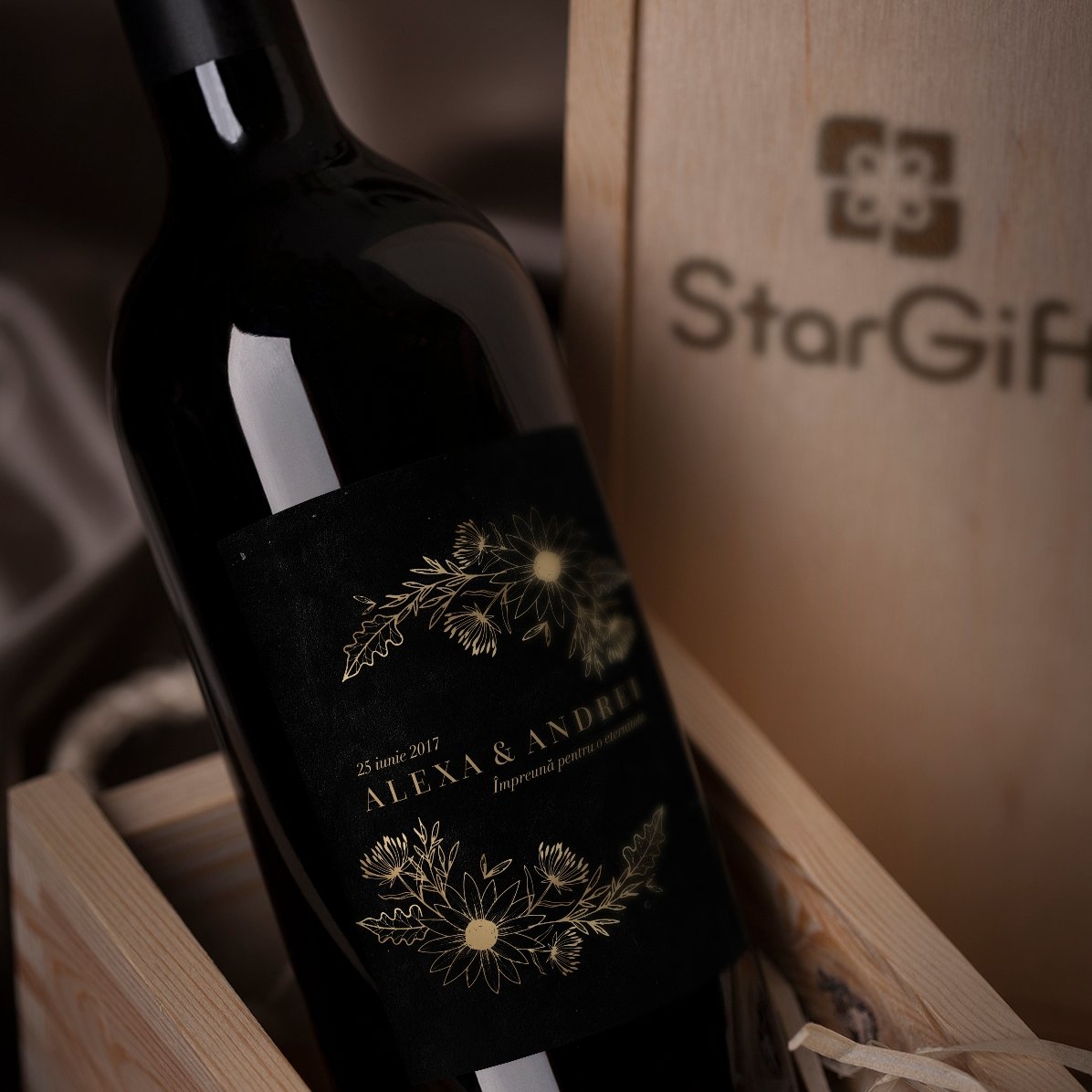 Vino personalizado con texto - Flores Doradas