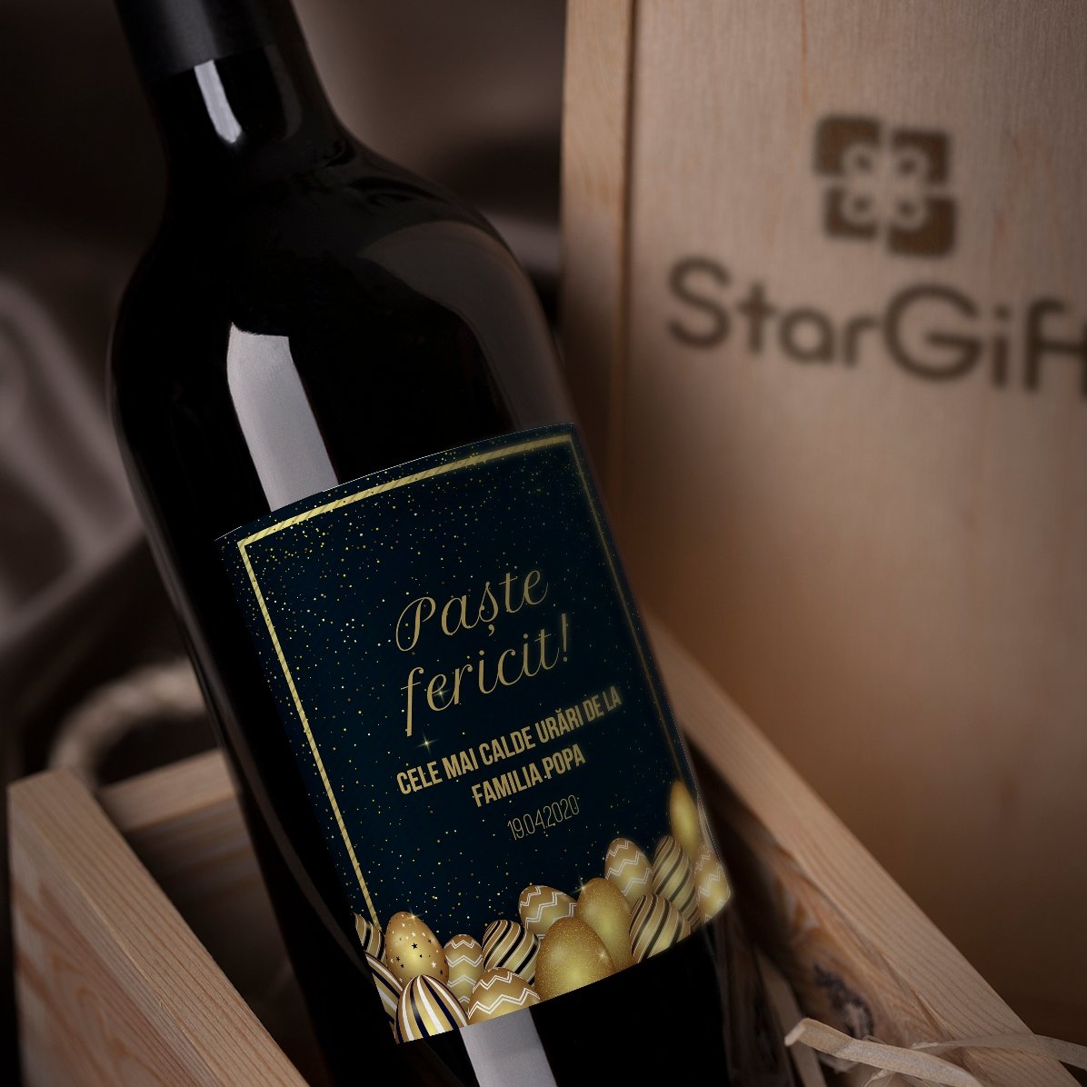 Vino personalizado con un mensaje para Pascua