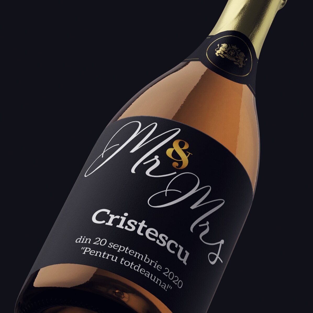 Vino espumoso personalizado con texto: «Celebrating life»